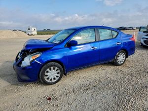 Nissan Versa S 1.6L 4 2015