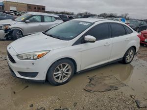 Ford Focus SE 2.0L 4 2015