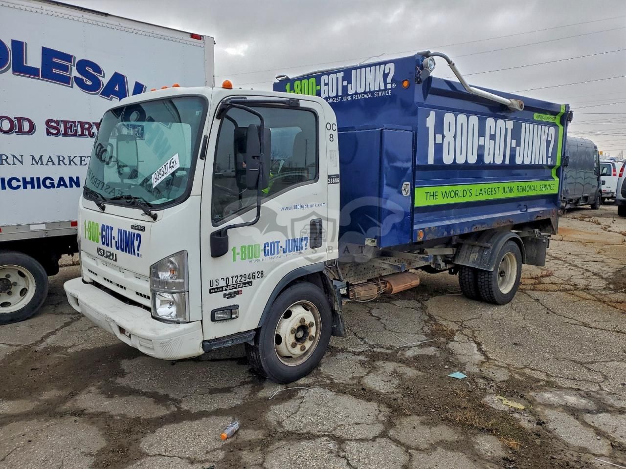 Isuzu NPR 6.0L 8 2014