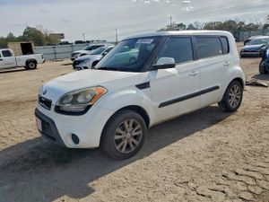 Kia Soul + 2.0L 4 2013