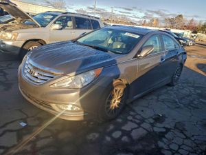 Hyundai Sonata SE 2.0L 4 2014