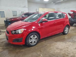 Chevrolet Aveo (Sonic) LT 1.8L 4 2013