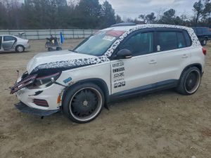 Volkswagen Tiguan S 2.0L 4 2012