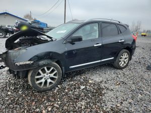 Nissan Rogue S 2.5L 4 2012