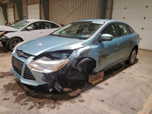 Ford Focus SE 2.0L 4 2012