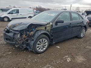 Toyota Camry BASE 2.5L 4 2011