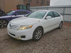 Toyota Camry BASE 2.5L 4 2011
