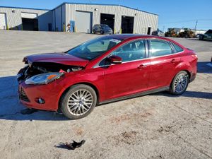 Ford Focus TITANIUM 2.0L 4 2014