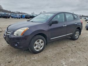 Nissan Rogue S 2.5L 4 2013