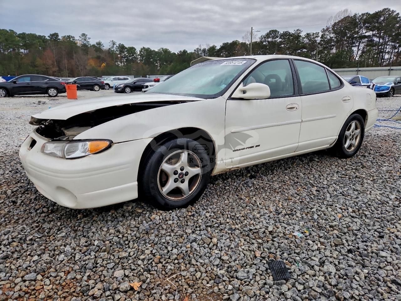 Pontiac Grand Prix SE 3.1L 6 2002