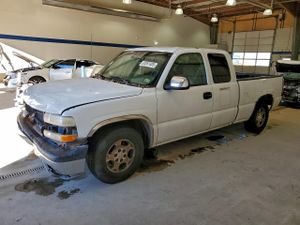 Chevrolet Silverado 1500 C1500 4.8L 8 2001