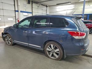 Nissan Pathfinder S 3.5L 6 2015