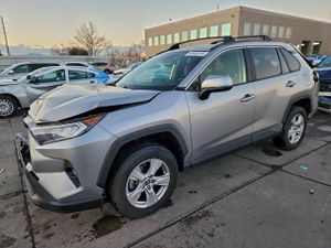 Toyota Rav4 XLE 2.5L 4 2019