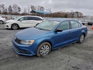 Volkswagen Jetta BASE 2 L 4 2015