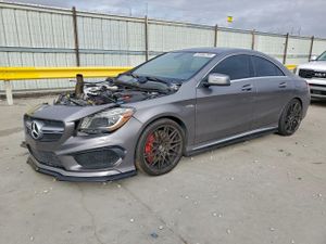 Mercedes-Benz CLA 45 AMG 2.0L 4 2015