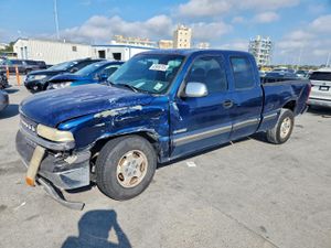 Chevrolet Silverado 1500 C1500 4.8L 8 2001