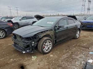 Ford Fusion SE 2.5L 4 2014