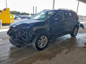 Nissan Rogue S 2.5L 4 2015