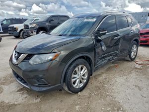 Nissan Rogue S 2.5L 4 2015