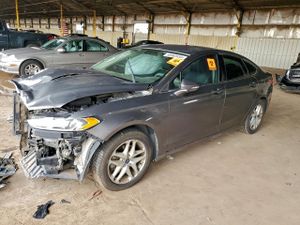 Ford Fusion SE 2.5L 4 2014