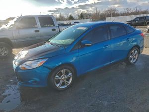 Ford Focus SE 2.0L 4 2013