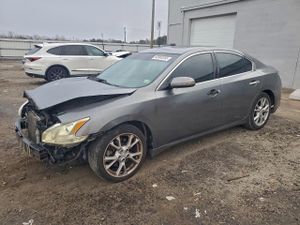 Nissan Maxima S 3.5L 6 2014