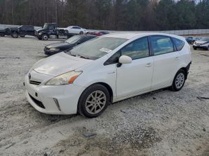 Toyota Prius 1.8L 4 2013