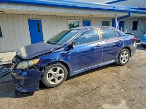 Toyota Corolla BASE 1.8L 4 2013