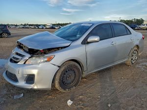 Toyota Corolla BASE 1.8L 4 2011