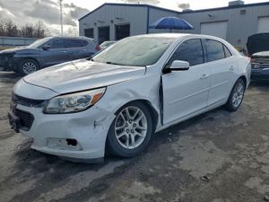 Chevrolet Malibu 1LT 2.5L 4 2015
