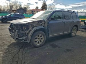 Toyota Highlander BASE 3.5L 6 2013