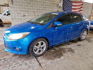Ford Focus SE 2.0L 4 2014