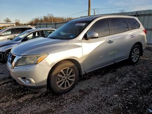 Nissan Pathfinder S 3.5L 6 2014