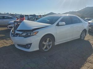 Toyota Camry BASE 2.5L 4 2012