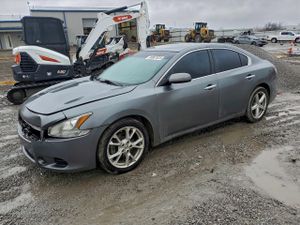 Nissan Maxima S 3.5L 6 2014