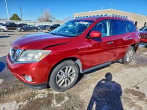 Nissan Pathfinder S 3.5L 6 2015