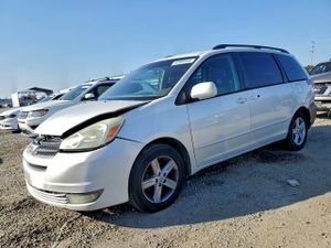 Toyota Sienna XLE 3.3L 6 2004