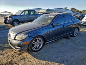 Mercedes-Benz C 250 1.8L 4 2013