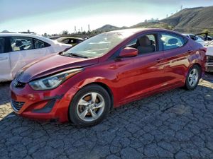 Hyundai Elantra SE 1.8L 4 2014
