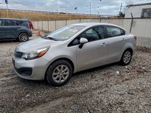 Kia Rio LX 1.6L 4 2013