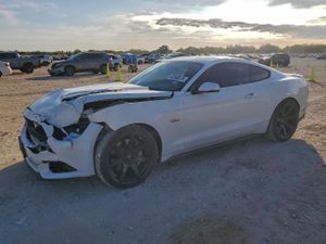 Ford Mustang GT 5.0L 8 2015