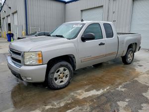 Chevrolet Silverado 1500 C1500 4.8L 8 2007