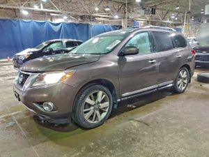 Nissan Pathfinder S 3.5L 6 2015