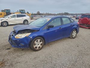 Ford Focus S 2.0L 4 2012