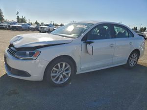 Volkswagen Jetta SE 1.8L 4 2014
