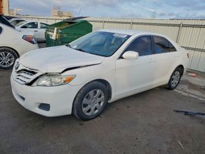 Toyota Camry BASE 2.5L 4 2011