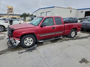 Chevrolet Silverado 1500 C1500 4.8L 8 2006