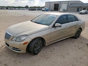 Mercedes-Benz E 350 BLUETEC 3.0L 6 2012