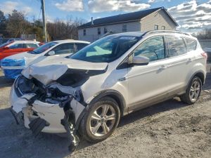 Ford Escape SE 2.0L 4 2014