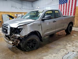 Toyota Tundra DOUBLE CAB SR5 5.7L 8 2010